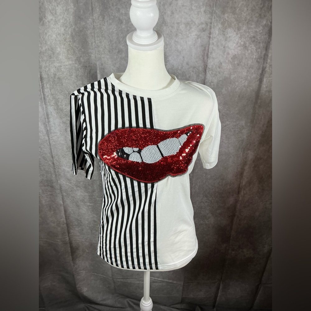 SHEIN Black and White Striped Tee with Red Sequin Lip